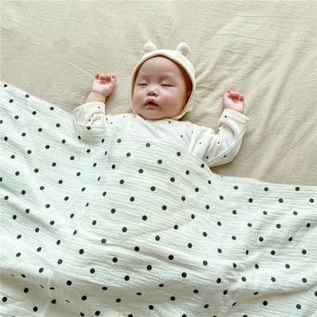 Bebek Battaniye Tüm Pamuk Ince Yaz Sevimli Düz Renk Nokta Desen Basit Comfotrable Unisex Tüm Maç Çift katlı
